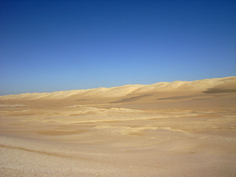 20aliens:  Abu Muharrik belt, Libyan Desert, Egypt