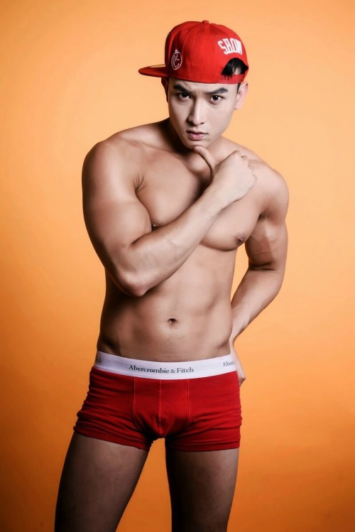 365daysofsexy:  CHAN THAN SAN