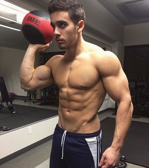 musclepuppy:   Gymspiration of the Day  He’d been playing around with the ball and the other w