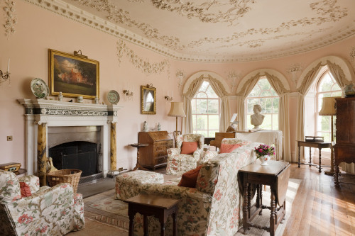 decordesignreview:Drawing Room at Greys Court, Oxfordshire