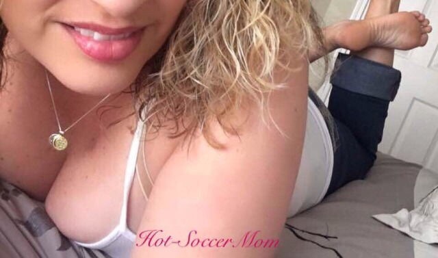 hot-soccermom:  miss-notelling:  hot-soccermom:  @miss-notelling tagged me and asked