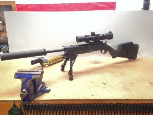 bolt-carrier-assembly:  tacxlifefaq:  Some people fucking suck!  Ew