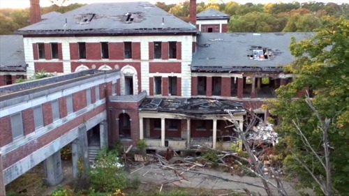 Overbrook AsylumLocated in Cedar Grove, New Jersey are the remains of what was the Essex County Hosp