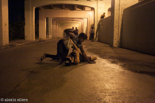 Under yet another underpass the swing bike relay race commenced. Chains fell off, people were tackle