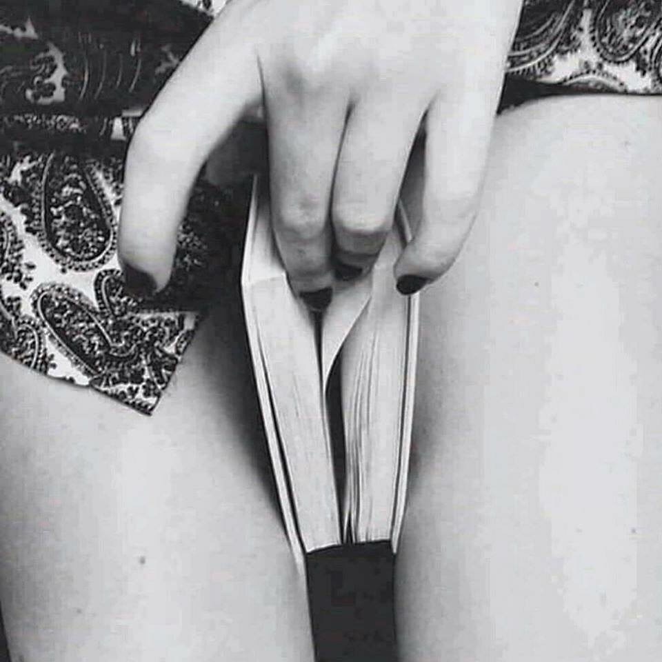 rustykage:  kummblr:  Vorrei leggere!😘  My kind of dirty…