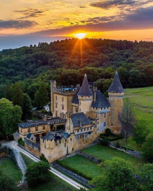 Château de Puymartin, Marquay, Dordogne, France, Image: Déclic & Décolle 