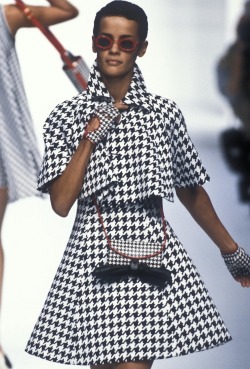 XXX pret-a-porter:christian dior ss rtw 1995 photo