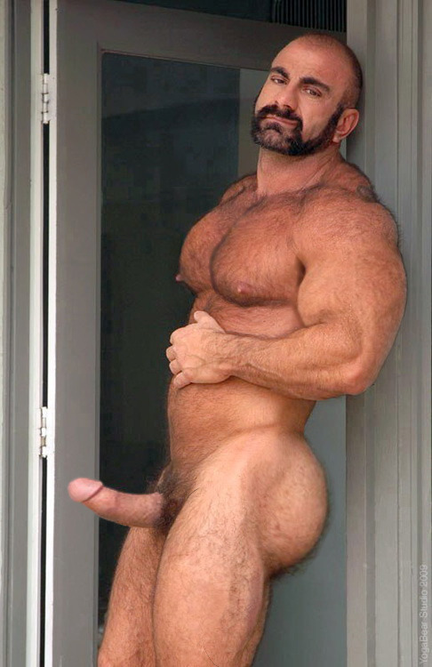 dilfsallday:  Hot men near you are looking to hookup: http://bit.ly/1SFRH6i