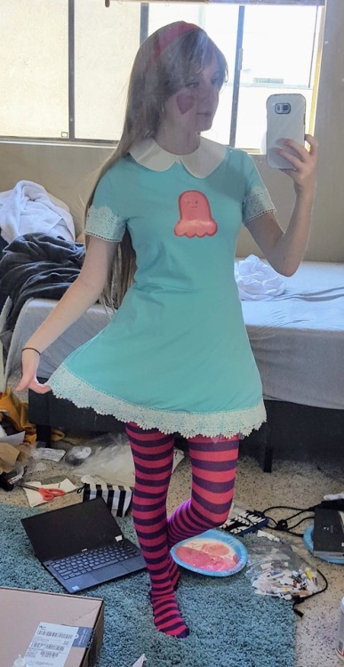 SUPER LAST MINUTE WIP Star Butterfly cosplay for LA Comiccon next weekend :) (still working on the s