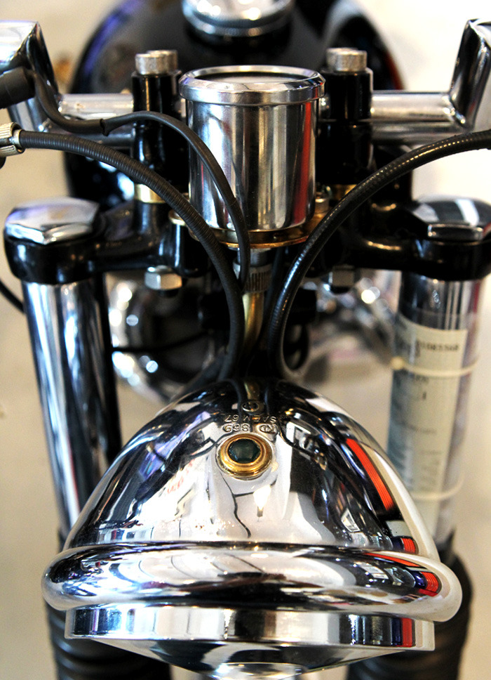 motoblogcl:  Angry Lane’s ’73 Triumph Daytona 