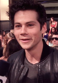 vjbrendan:  http://www.vjbrendan.com/2014/04/dylan-obrien-at-2014-mtv-movie-awards.html
