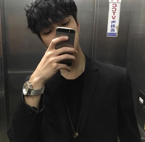 fuck-yea-oppa: 용진 (YongJin) — @/dei8th —please like/reblog —use “marumaru&rd