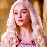 queenaryanne-blog:  Daenerys Targaryen season 1 