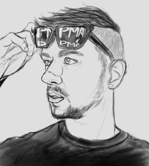 Linework for a digital painting I’m working on for @Jack_Septic_Eye while watching his charity