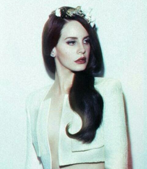 goldenfreestyle:  LANA DEL REY