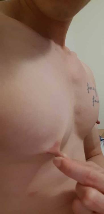 https://nipplepigs.tumblr.com/post/169656175850