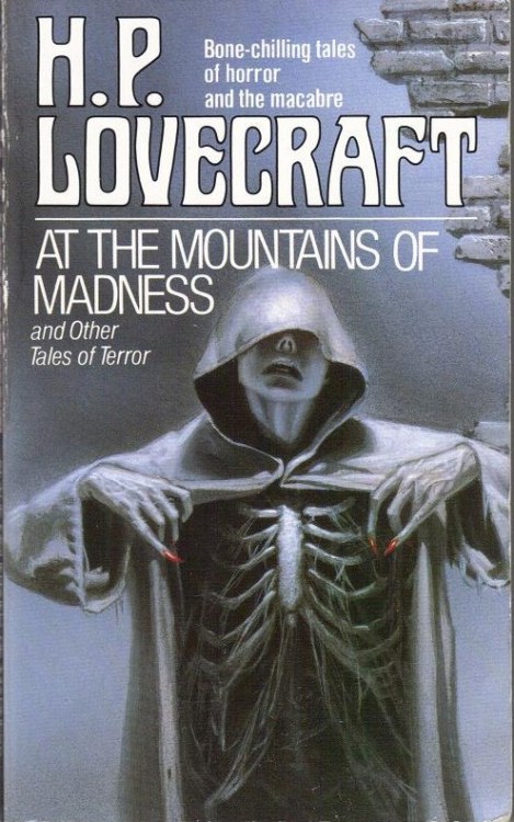 toomuchhorrorfiction:  Artist Michael Whelan born today, June 29, in 1950 His illustration for the 1982/3 H.P. Lovecraft reprints from Ballantine/Del Rey has become nearly as iconic as the stories themselves.