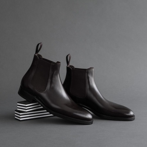 These Zonkey Boot elastic-sided Chelsea boots are made on the Classic last from Bavarian Calf leathe