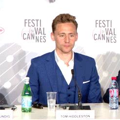 lokimasterofmischief:  Tom hiddleston and S.Pellegrino. 