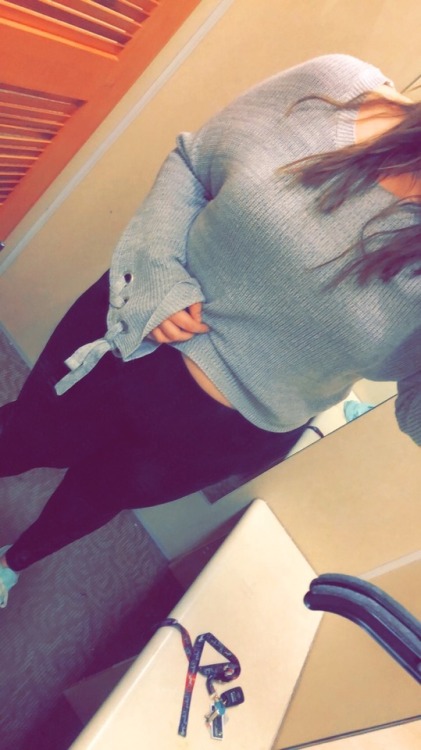 jenmolly: I loved this crop top ♉️ This body!!