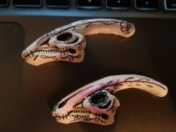 More skulls! I like the blushing on the lower one. I think I&rsquo;ll do more of those.  Hhm. Which one to do next&hellip;