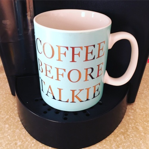lawandlilly:Avid coffee mug collector ☕️✨