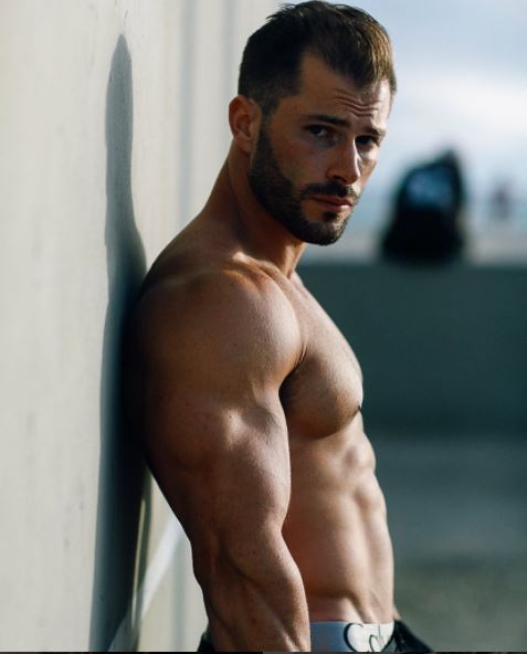 billyraysorensen:  Alpha beauty …Quin Bruce 