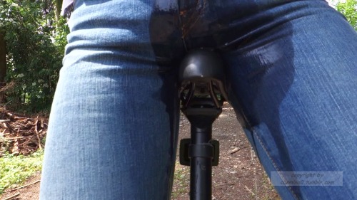 wetting sexy tight jeans on bike - more wetting pix-> http://femboydl.tumblr.com/archive
