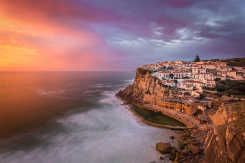 allthingseurope:  Azenhas do Mar, Portugal (by Fernando Picarra)