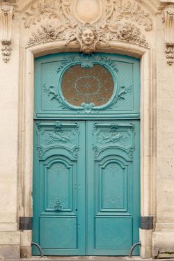 ganymedesrocks:  Doors to a new day…