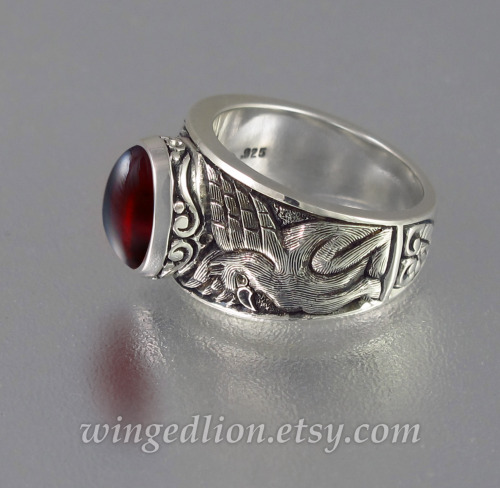 Griffin ring from wingedlion.etsy.com