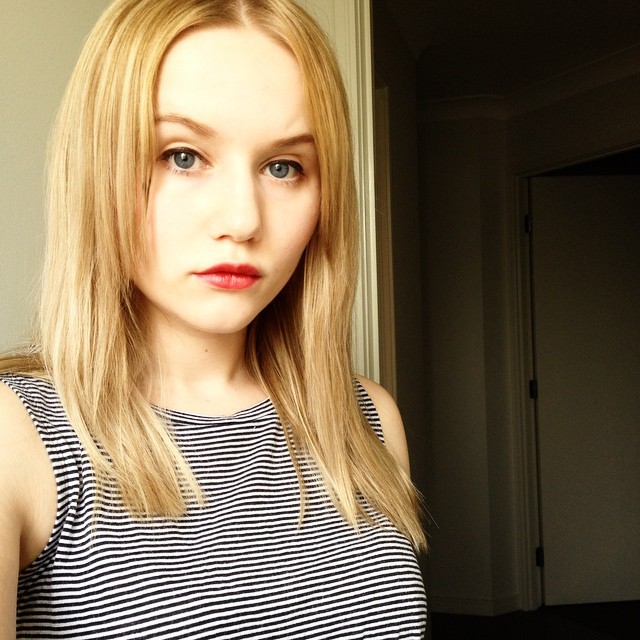 evenio:  Can you see the mascara in my hair that I can’t get out? 💇
