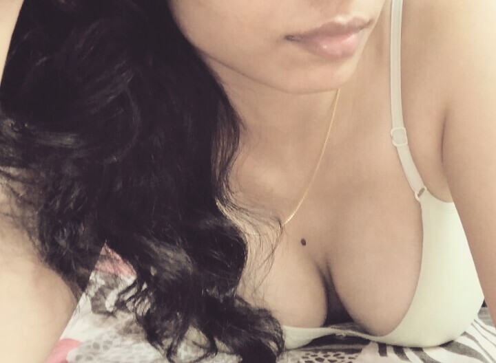 sameer-sakshi:  Its not over yet…. Hotness continues😘😘😘😘😚