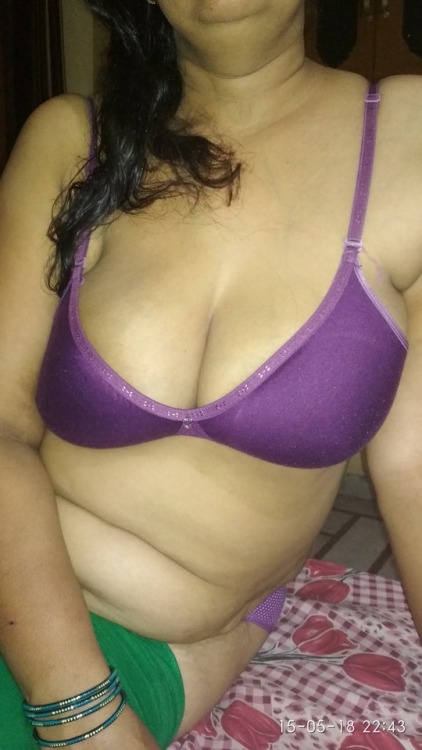 sherryf-19: Poonam bhabhi purple bra panty