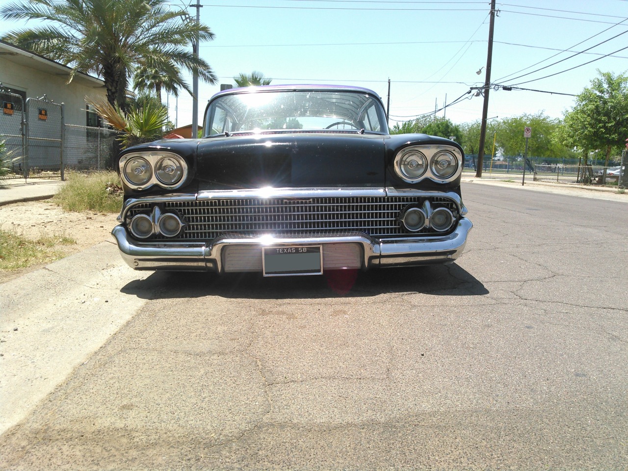 justneedsalittlework:  Awesome ‘58 Chevy Impala spotted in downtown Phoenix, Arizona.