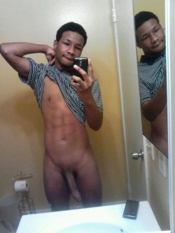theblackclarkkent:  His Face, Body, And Dick! 