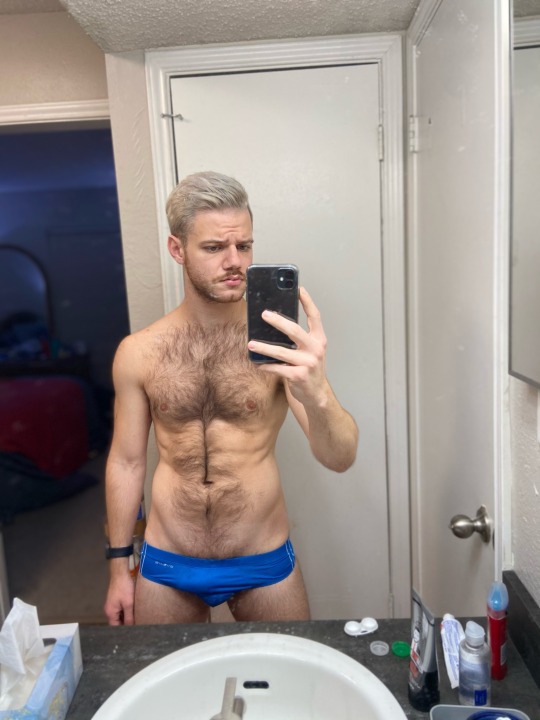 areallygaybee:Drunk me was really feeling it