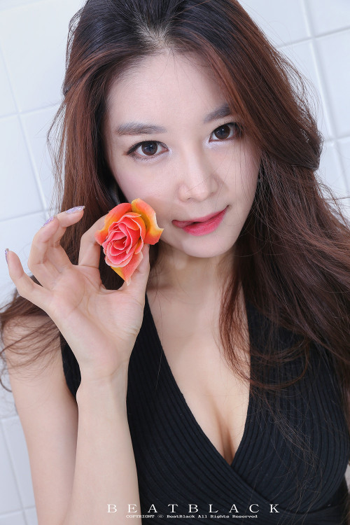 Lee Eun Seo