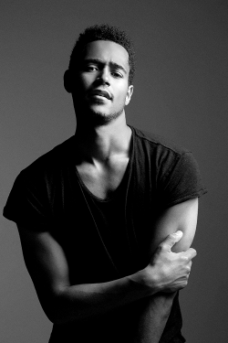 the-islandof-misfitstoys:  Alfred Enoch 