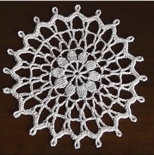 Hoily Moily! I made a Doily!!!