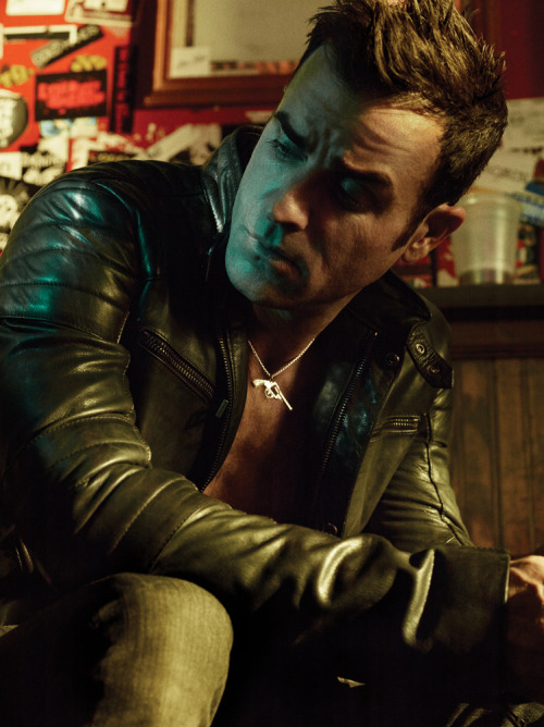 nerd-utopia: Justin Theroux (Photography Robbie Fimmano for Interview) 