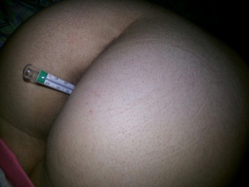 mommymissy:  diaperedlilcupcake:  I hate this soso much, I feel so embarrassed! Also the thermometer