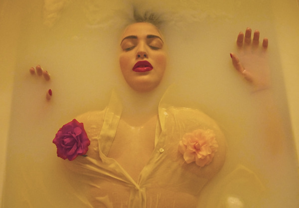 suckmybeat:  plus model Ava Sfez shot by Isabella Sfez