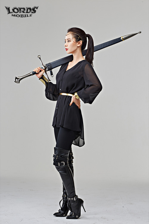 gapiplus:Mobile game 로드 모바일 Lords Mobile new model Song Ji Hyo game poster & promo photos (cr. g