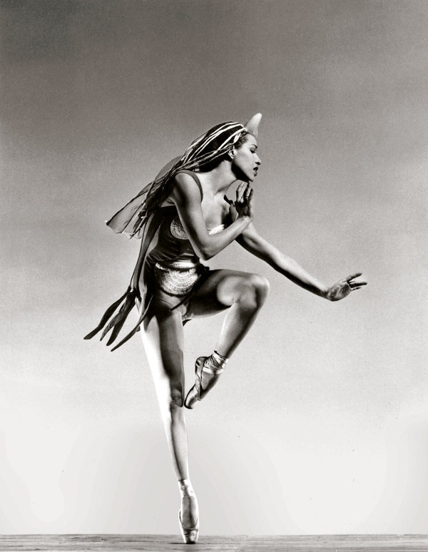 saloandseverine: Maria Tallchief as Eurydice in Balanchine’s Orpheus, c. 1948