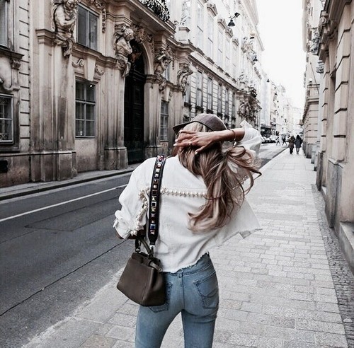 adoir: meraviglixso: m e r a v i g l i x s o  - A.