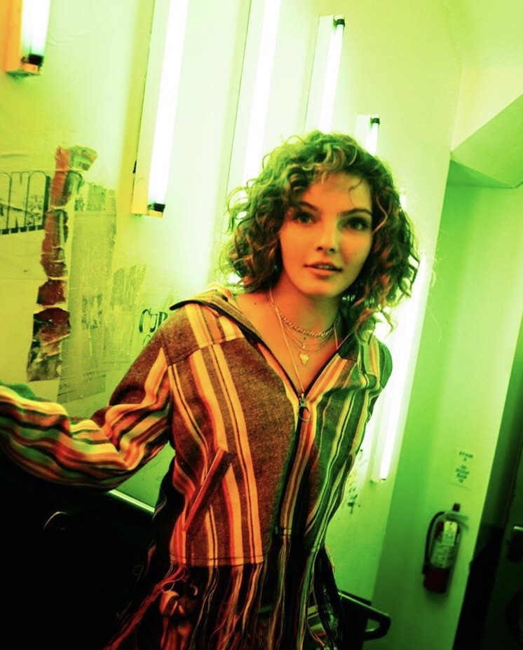 camrenbicondova:  So you got the pizza?