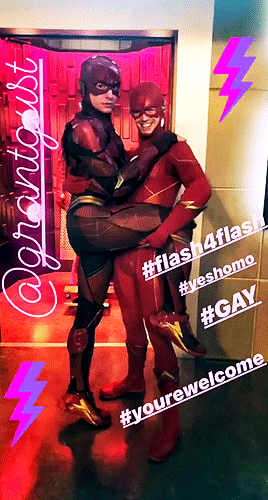 SonsOAIF: “Dear Gay Nerd Twitter, Love Sons. #flash4flash #yeshomo #GAY #yourewelcome”