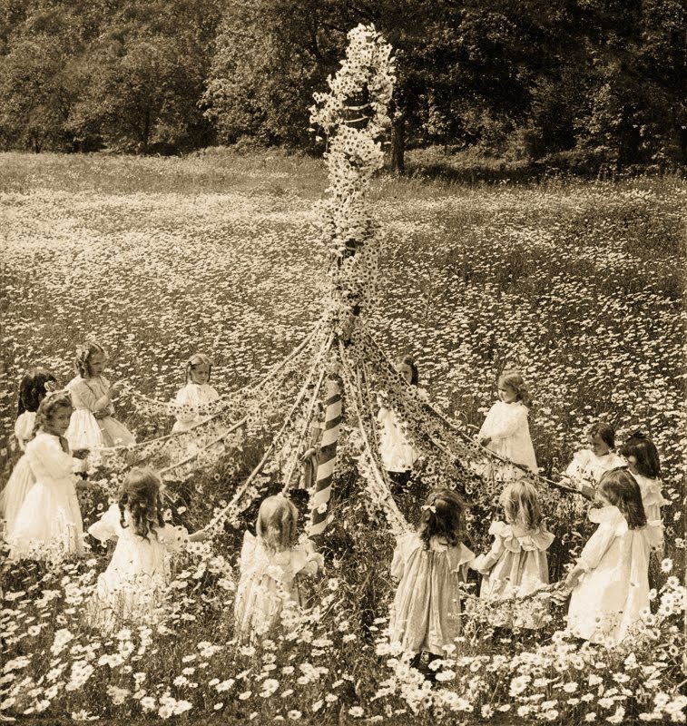 purewitchery:  Happy Beltane! 