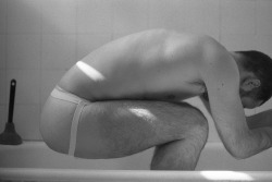 picsofyou:  Bathtub with Canon Ft Ql + Ilford